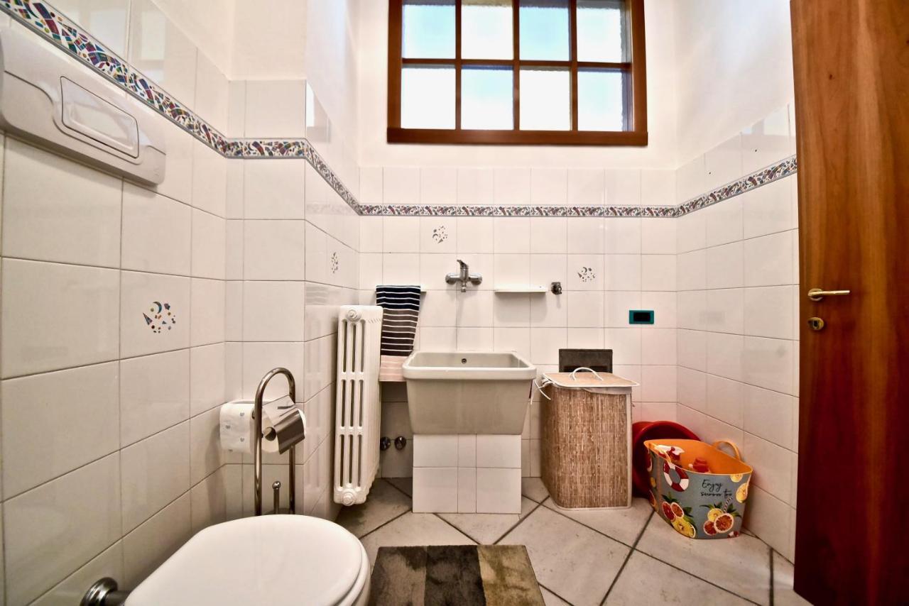 Modern Apartment Halfway Between Milan And Como Cogliate エクステリア 写真